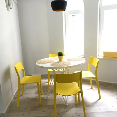 Проживание в семье Piccolina Apart